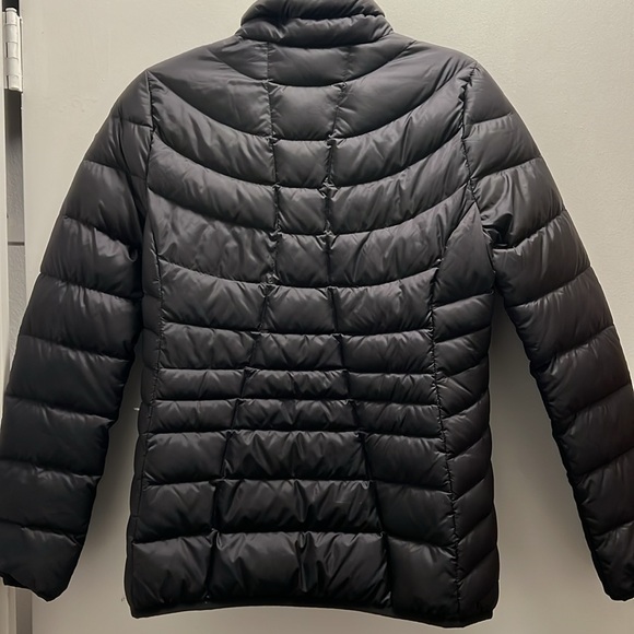 Lightweight puffer jacket - Picture 4 of 6